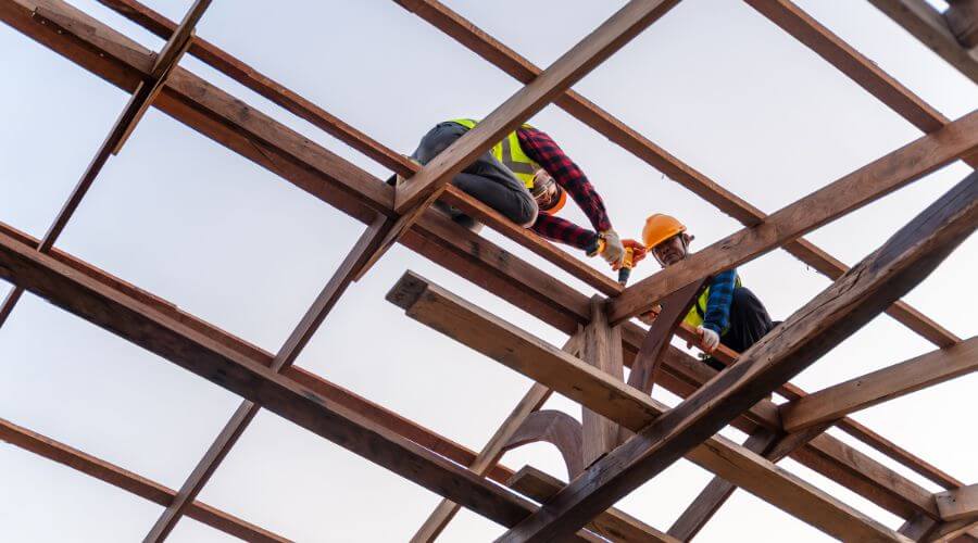 Professional roofing  contractor services in Kingsley
